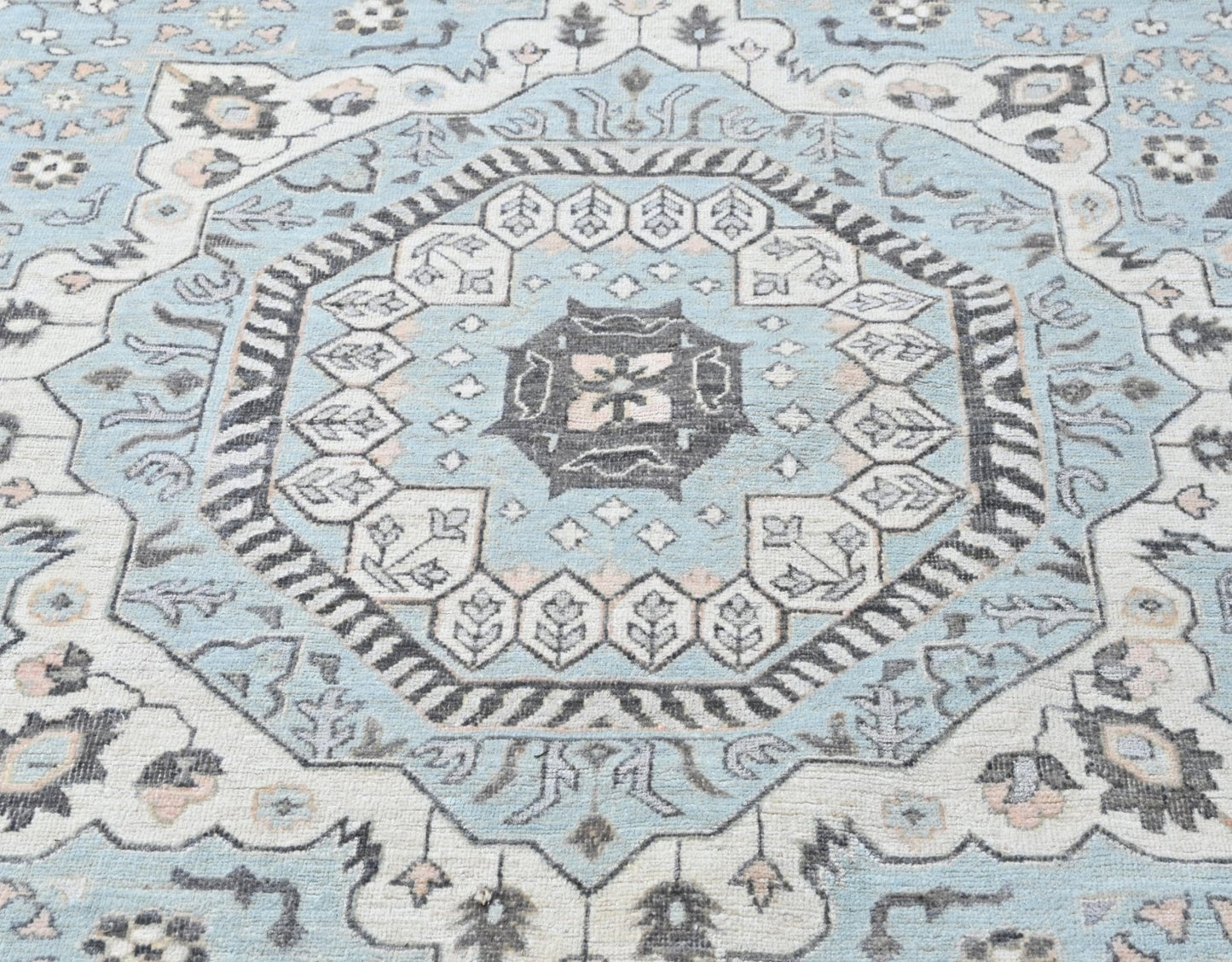 Most affordable rug blue 8 x 10 wool 425 Lt Blue