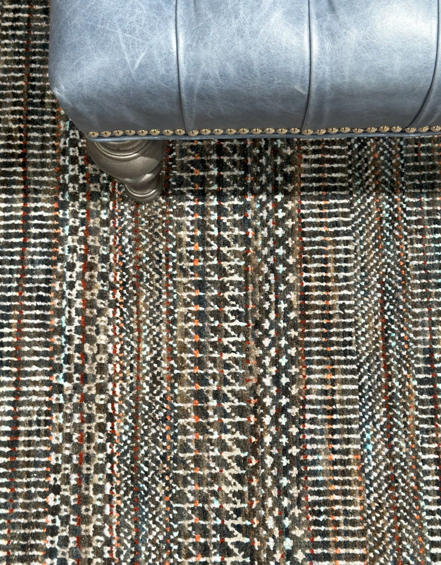 KNOTTED One-of-a-kind Modern Wool 5 x 7 Rug - "Ready to Mingle" Texture (5'x7'3")