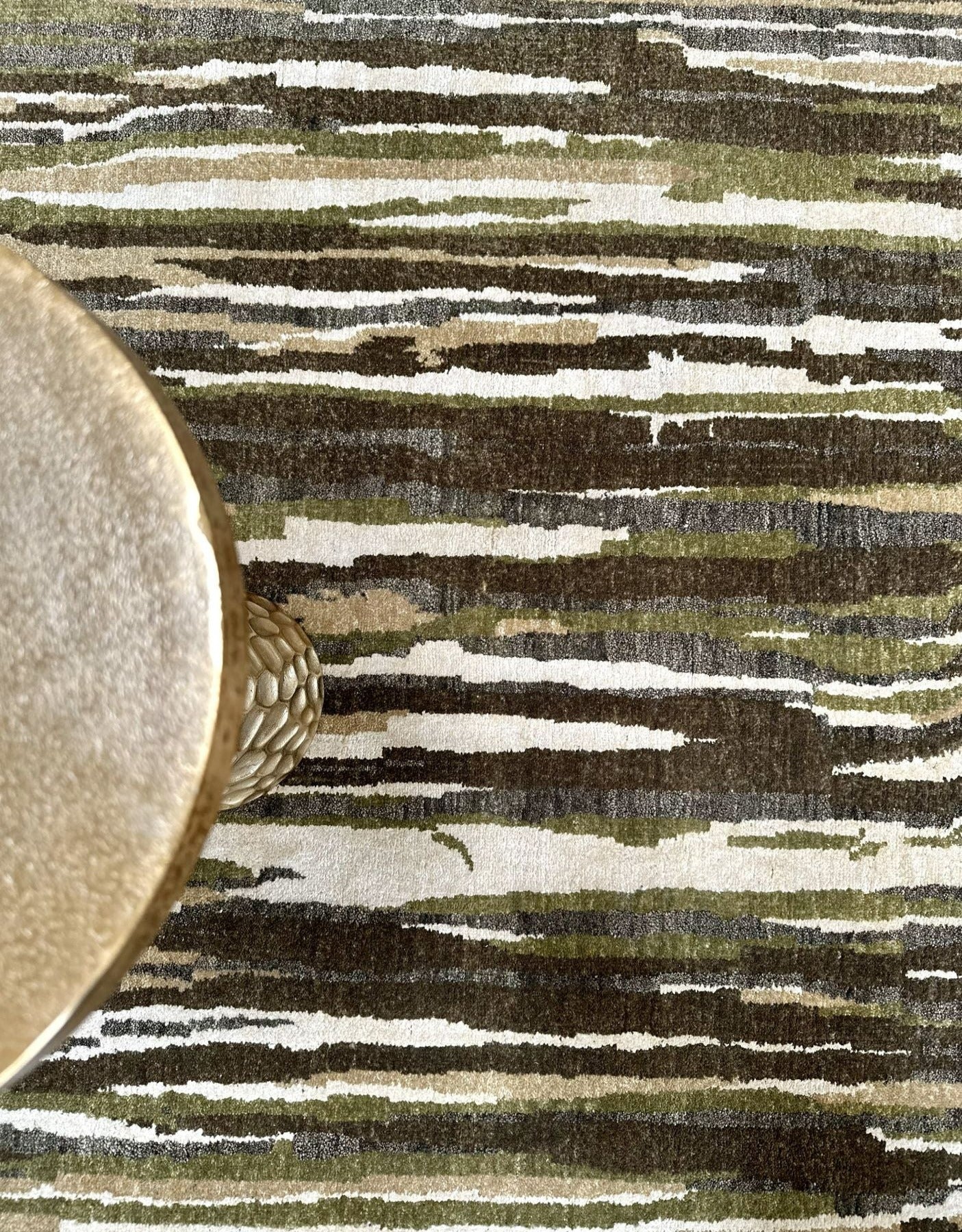 Luxury Knotted Wool & Silk Modern Rug - 8'11