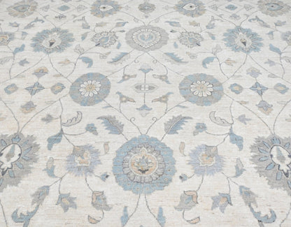 KNOTTED Rugs Proprietary Patterns "The Currituck - Ivory/Blue" 10'x14' Wool Carpet (10'x14')