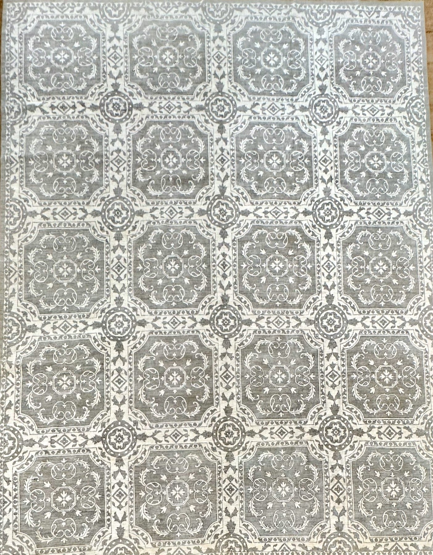 KNOTTED rug handknotted premium wool large 12 x 15 in gray and white 360 sgl