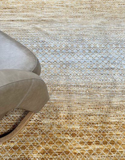 Luxury wool handknotted rug in textural pattern with golden and gray tones